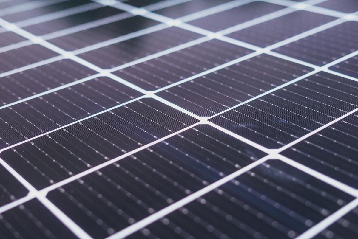 d&eacute;couvrez nos astuces photovolta&iuml;ques pour optimiser l'utilisation de l'&eacute;nergie solaire. apprenez &agrave; r&eacute;duire vos factures d'&eacute;lectricit&eacute;, maximiser le rendement de vos panneaux solaires et adopter des pratiques durables pour un avenir &eacute;nerg&eacute;tique plus vert.
