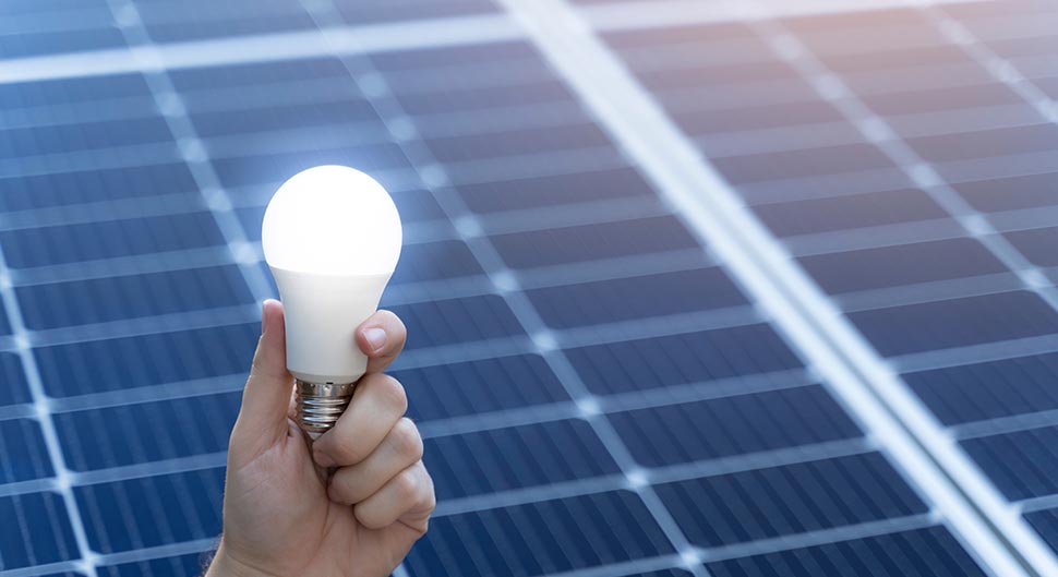 d&eacute;couvrez des avis sur les panneaux solaires pour vous aider &agrave; choisir la meilleure option pour votre installation. informez-vous sur les avantages, les inconv&eacute;nients et les retours d'exp&eacute;rience des utilisateurs afin de faire un choix &eacute;clair&eacute; pour votre projet d'&eacute;nergie renouvelable.