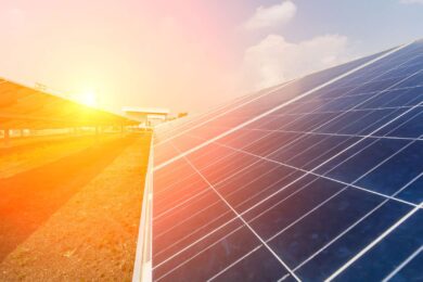 découvrez les avantages de l'énergie photovoltaïque verte pour un avenir durable. explorez comment cette source d'énergie renouvelable contribue à la protection de l'environnement tout en réduisant vos factures d'électricité. adoptez une solution énergétique innovante et respectueuse de la planète.