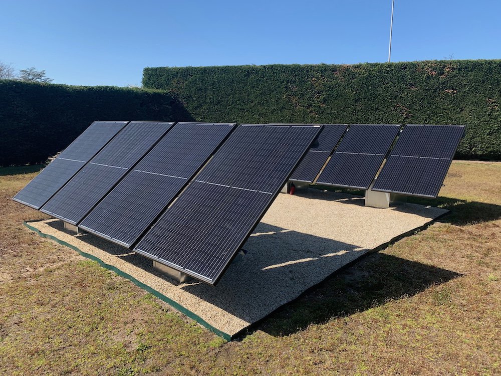 d&eacute;couvrez le forum photovolta&iuml;que &agrave; clermont-ferrand, un &eacute;v&eacute;nement incontournable pour s'informer sur les derni&egrave;res innovations en mati&egrave;re d'&eacute;nergie solaire et les subventions disponibles. rejoignez-nous pour &eacute;changer des id&eacute;es, rencontrer des experts et optimiser votre projet photovolta&iuml;que. ne manquez pas cette opportunit&eacute; d'acc&eacute;der &agrave; des conseils pratiques et des solutions adapt&eacute;es &agrave; vos besoins!