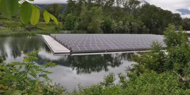 participez au forum photovolta&iuml;que de saint-&eacute;tienne pour d&eacute;couvrir les derni&egrave;res innovations en mati&egrave;re d'&eacute;nergie solaire, &eacute;changer des id&eacute;es avec des experts du secteur et explorer des solutions durables pour l'avenir de l'&eacute;nergie dans la r&eacute;gion.