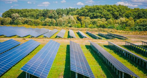 d&eacute;couvrez comment optimiser vos installations photovolta&iuml;ques pour maximiser votre production d'&eacute;nergie solaire. profitez de conseils d'experts, d'astuces pratiques et de solutions innovantes pour augmenter l'efficacit&eacute; de votre syst&egrave;me et r&eacute;duire vos factures d'&eacute;lectricit&eacute;.