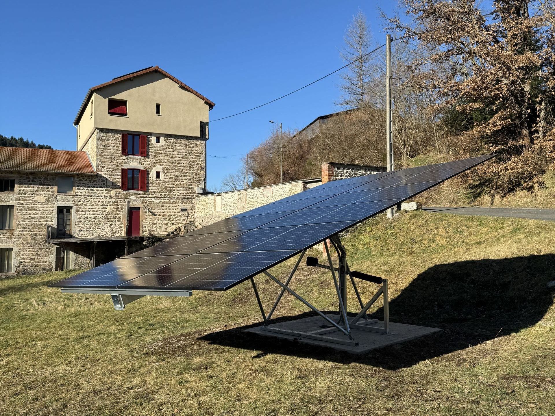 découvrez les innovations et tendances du photovoltaïque en 2025. profitez de notre guide complet pour comprendre comment le solaire transforme notre avenir énergétique et les bénéfices qu'il peut apporter à votre consommation.
