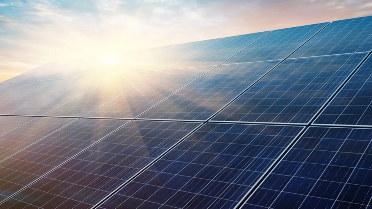 d&eacute;couvrez les tendances et innovations du secteur photovolta&iuml;que en 2025. restez inform&eacute; sur les nouvelles technologies, les politiques &eacute;nerg&eacute;tiques et les opportunit&eacute;s d'investissement pour maximiser l'utilisation de l'&eacute;nergie solaire.
