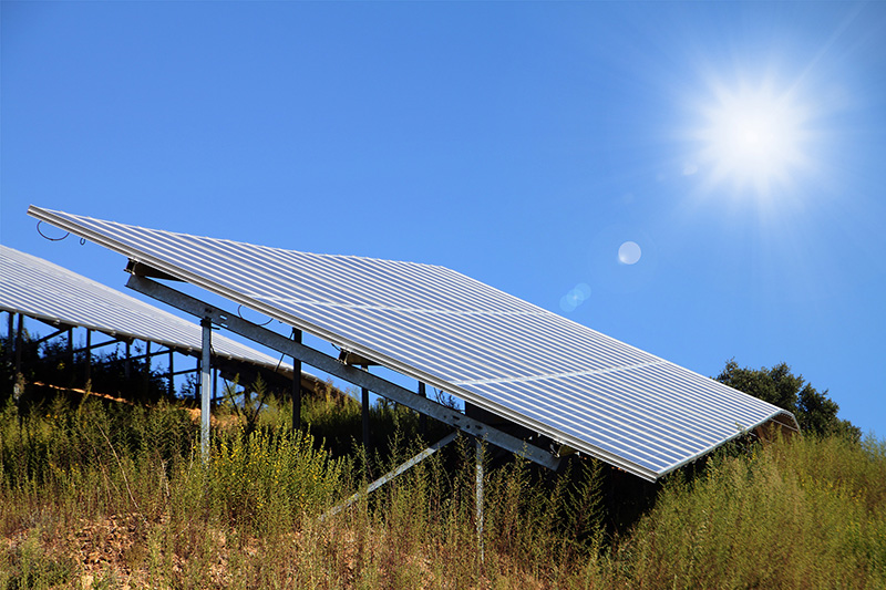 d&eacute;couvrez les solutions aux probl&egrave;mes courants li&eacute;s aux syst&egrave;mes photovolta&iuml;ques. notre guide vous aide &agrave; identifier les causes des dysfonctionnements, &agrave; optimiser la performance de vos panneaux solaires et &agrave; assurer un rendement maximal pour votre installation.
