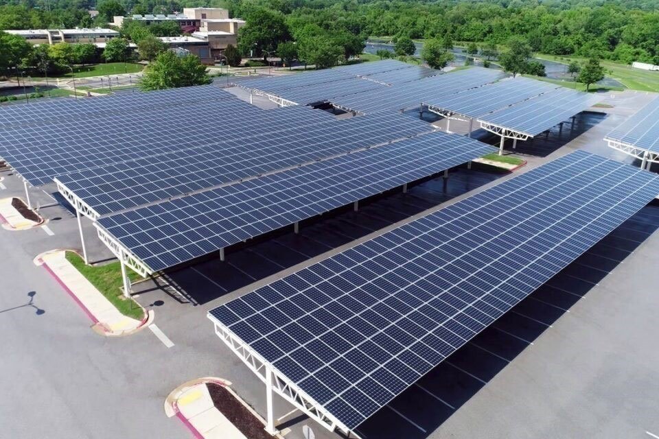 d&eacute;couvrez les tendances et les innovations dans le domaine du photovolta&iuml;que en 2025. informez-vous sur les avanc&eacute;es technologiques, les politiques &eacute;cologiques et les opportunit&eacute;s d'investissement qui fa&ccedil;onnent l'avenir de l'&eacute;nergie solaire.