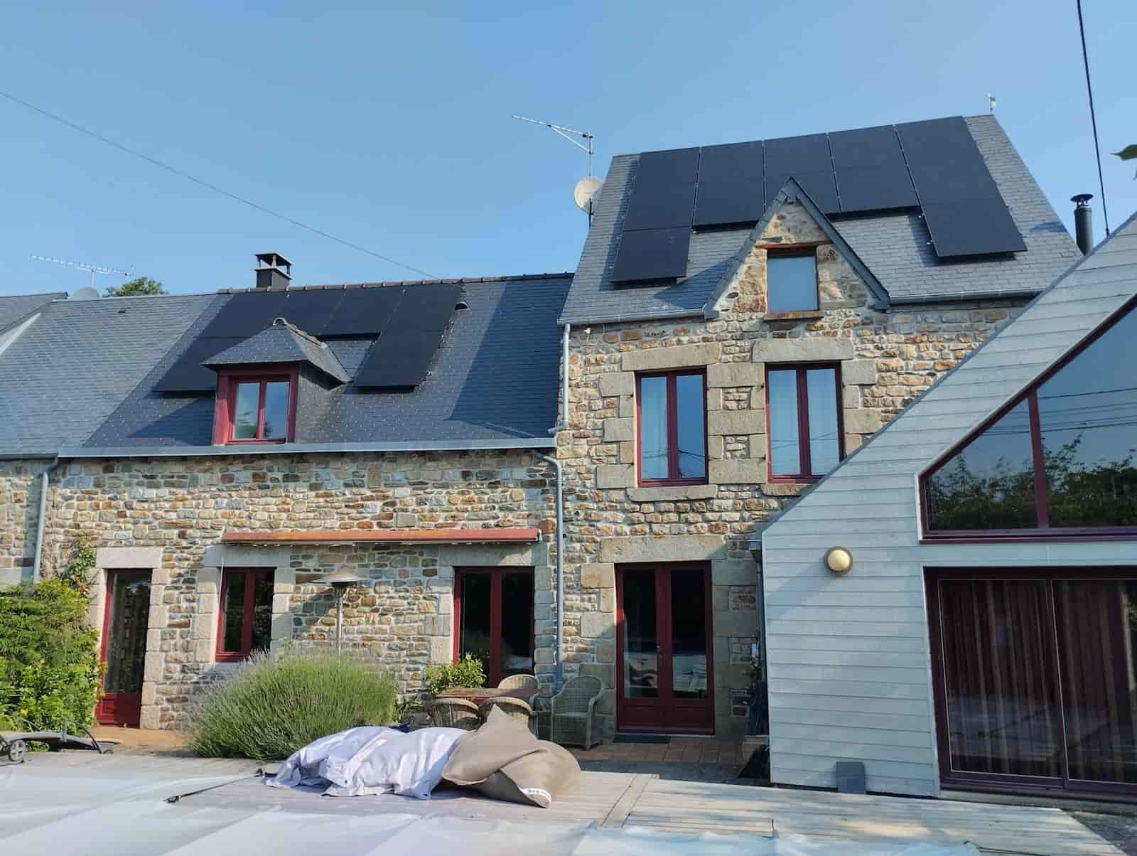 d&eacute;couvrez les tendances et innovations du photovolta&iuml;que pour 2025. comprenez pourquoi cette &eacute;nergie renouvelable devient essentielle pour un avenir durable et comment elle peut transformer vos finances et votre empreinte carbone.