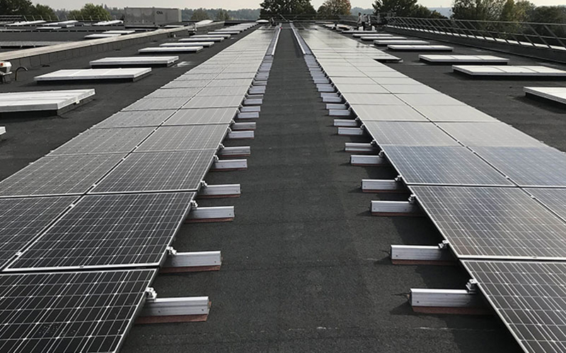 d&eacute;couvrez nos solutions photovolta&iuml;ques innovantes pour optimiser votre production d'&eacute;nergie solaire. r&eacute;duisez vos factures d'&eacute;lectricit&eacute; et participez &agrave; la transition &eacute;nerg&eacute;tique tout en pr&eacute;servant l'environnement.