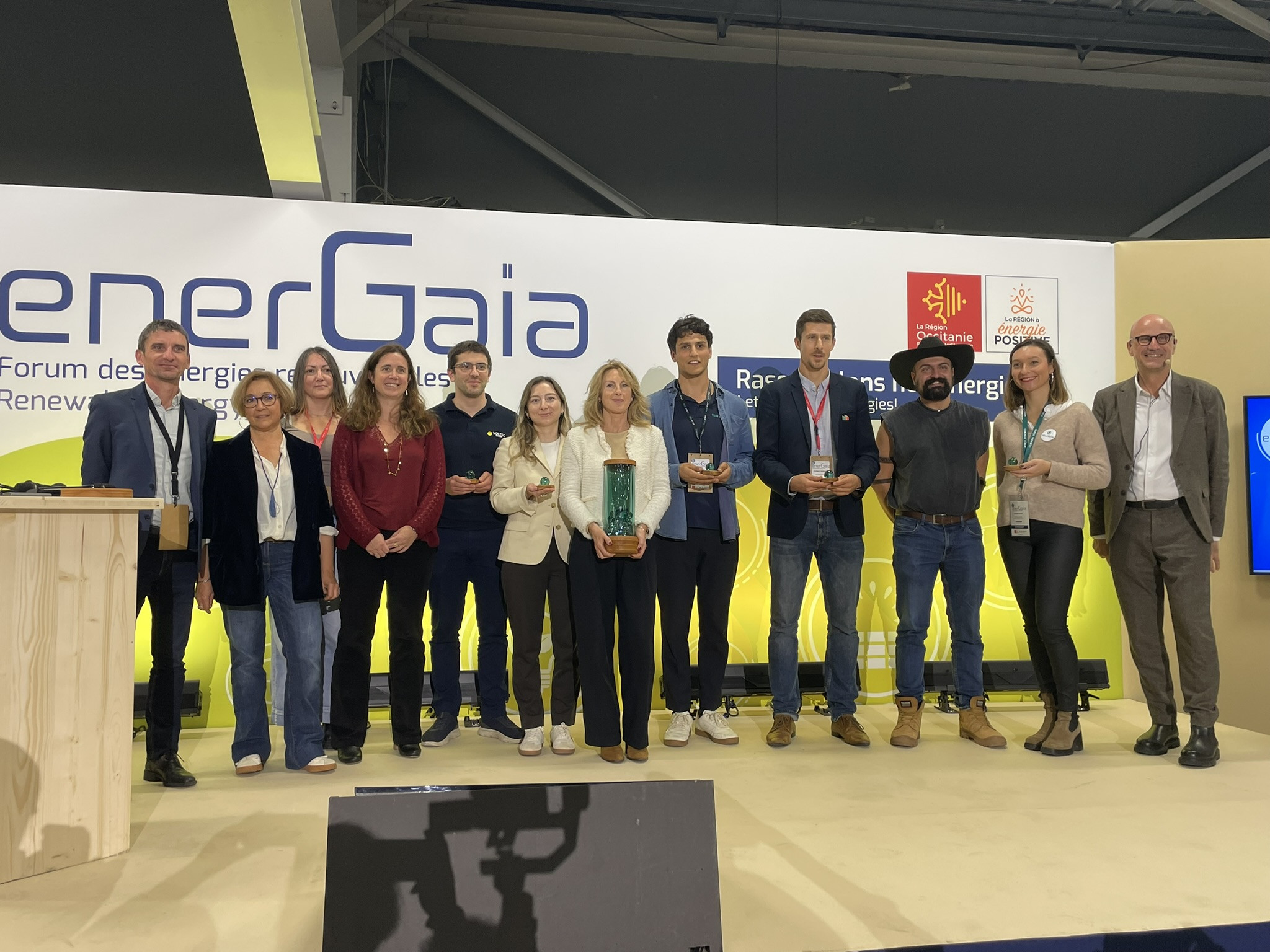 d&eacute;couvrez les derni&egrave;res innovations fran&ccedil;aises dans le solaire photovolta&iuml;que, alliant technologie avanc&eacute;e et d&eacute;veloppement durable pour un avenir &eacute;nerg&eacute;tique propre.